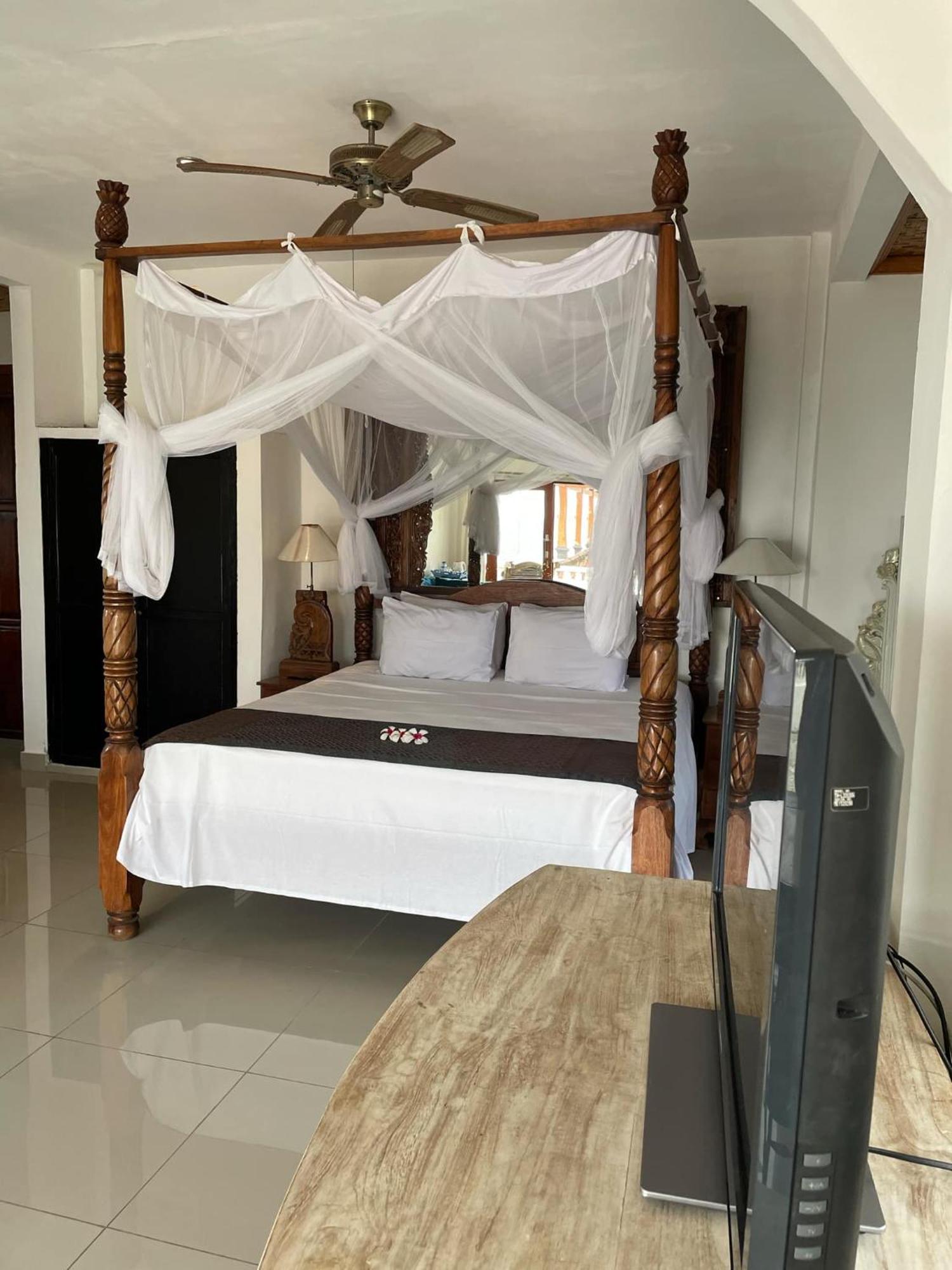 Puri Oka Beach Bungalows Candidasa Eksteriør billede